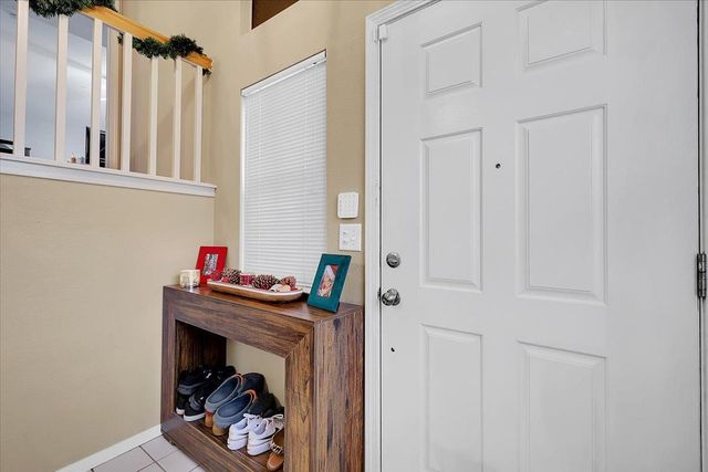 1942 Crystal Creek Ln, Yuba City, CA 95991