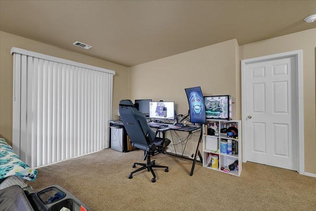 1942 Crystal Creek Ln, Yuba City, CA 95991