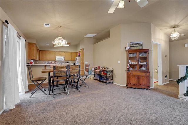 1942 Crystal Creek Ln, Yuba City, CA 95991