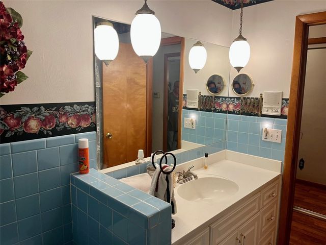 4333 CAROLINE Drive, Erie, PA 16509