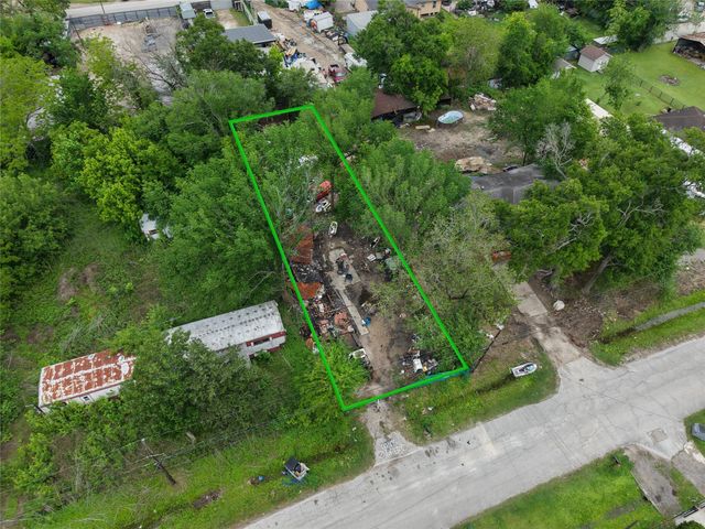 5633 Mary Francis Drive, Houston, TX 77039