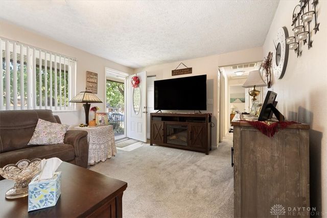 5983 Harshmanville Road, Dayton, OH 45424