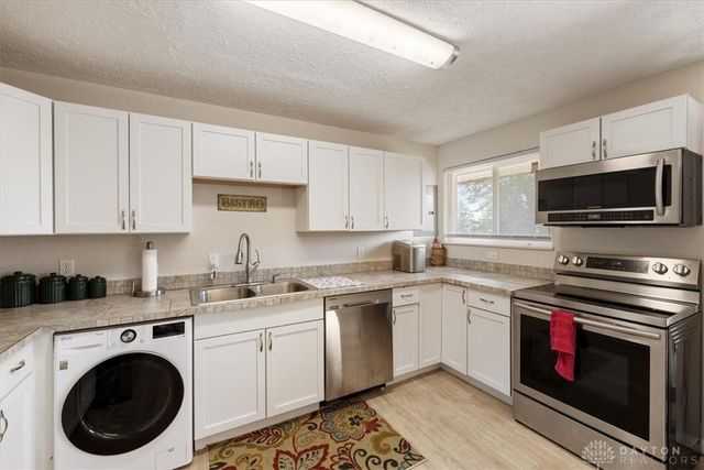 5983 Harshmanville Road, Dayton, OH 45424