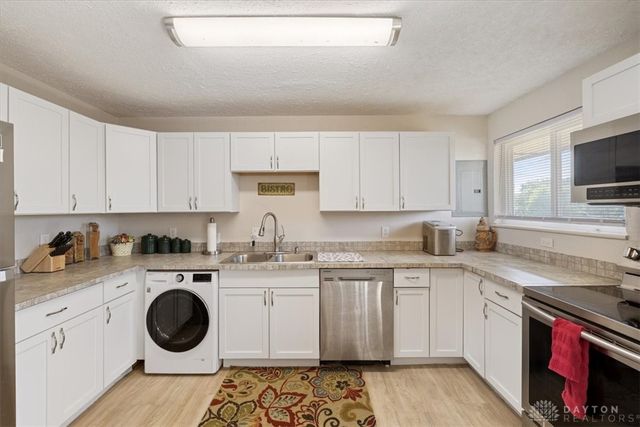 5983 Harshmanville Road, Dayton, OH 45424