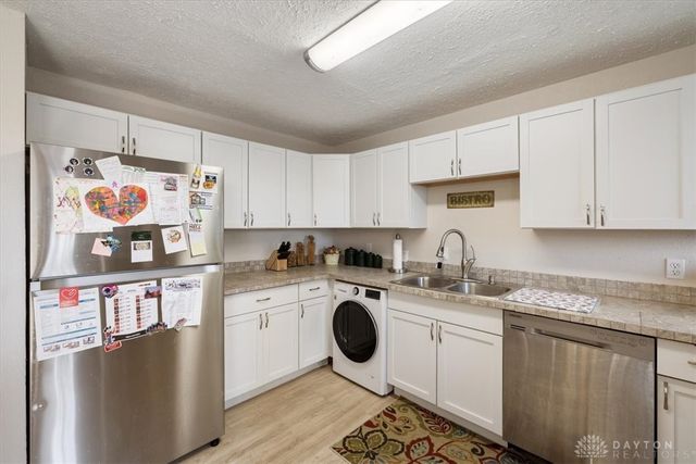 5983 Harshmanville Road, Dayton, OH 45424