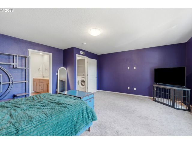 1379 19TH Pl, Forest Grove, OR 97116
