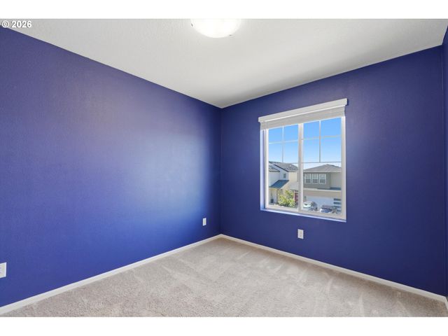 1379 19TH Pl, Forest Grove, OR 97116