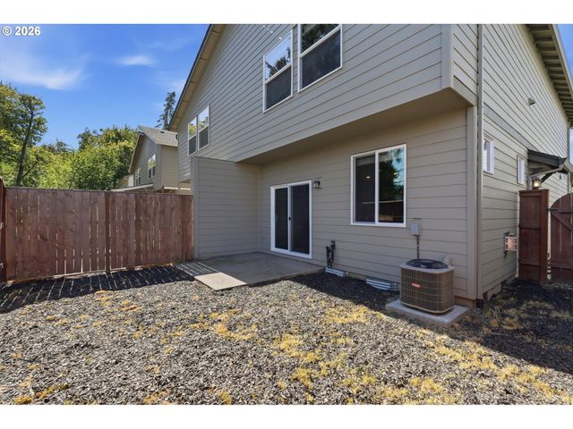 1379 19TH Pl, Forest Grove, OR 97116