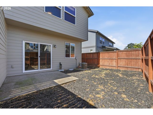 1379 19TH Pl, Forest Grove, OR 97116