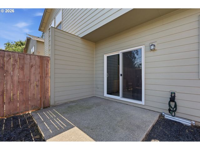 1379 19TH Pl, Forest Grove, OR 97116