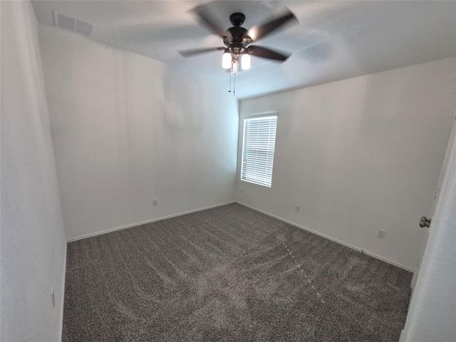 117 Wind Flower LN, Liberty Hill, TX 78642