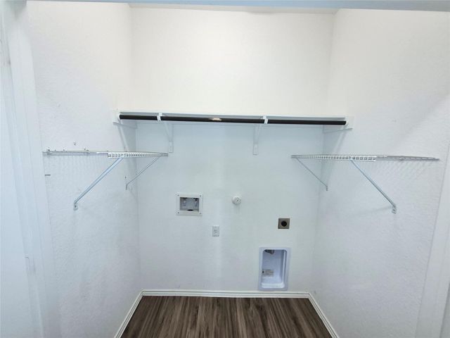 117 Wind Flower LN, Liberty Hill, TX 78642