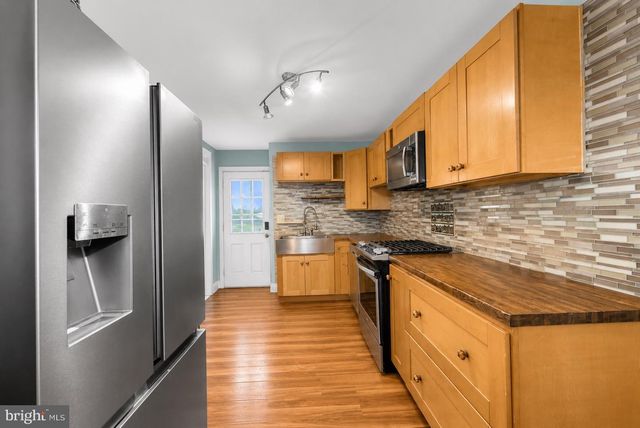 1320 LANCASTER AVE, Wilmington, DE 19805