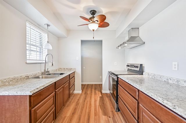 13013 S Sayko Street, Santa Fe, TX 77510