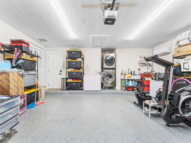 600 Fairfax Ave, Davie, FL 33325