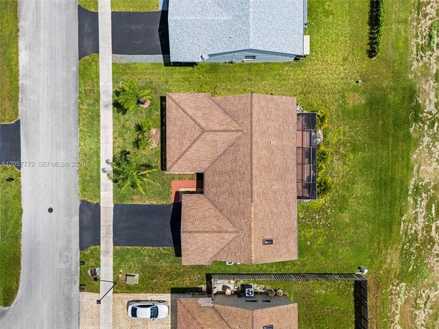 600 Fairfax Ave, Davie, FL 33325