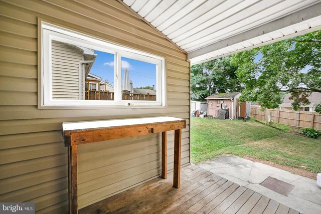 8 DEWEY, Lebanon, PA 17046