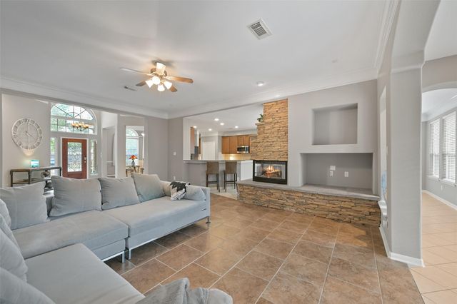 12202 Fall River Pass Lane, Humble, TX 77346
