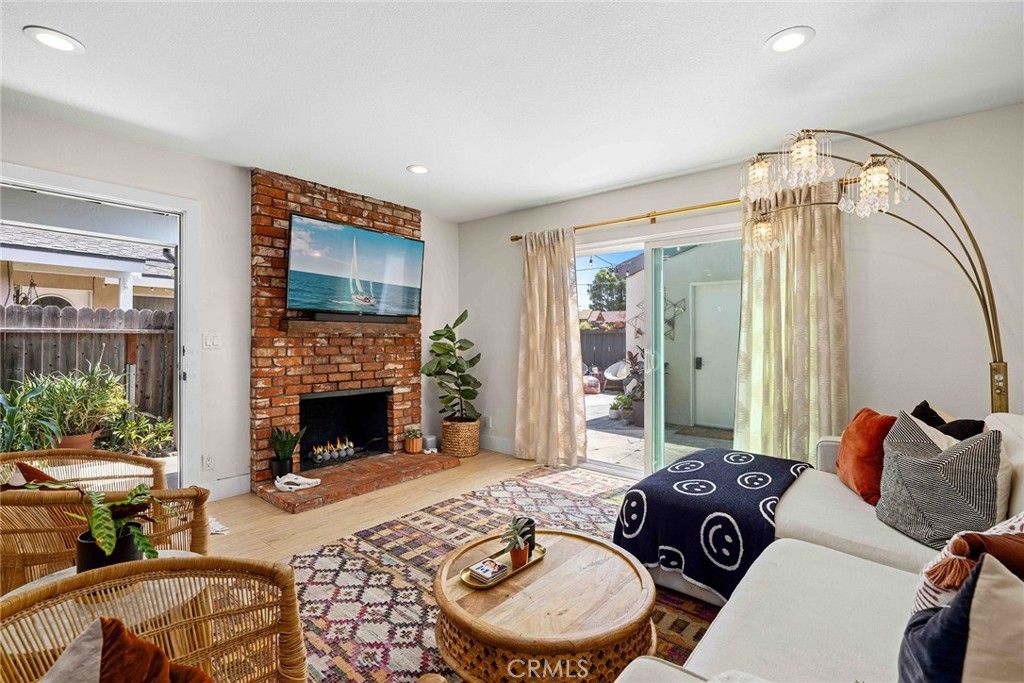 2033 Laurie Lane, Costa Mesa, CA 92627 — photo 4