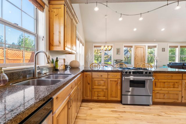 2954 NW Wild Meadow Drive, Bend, OR 97703