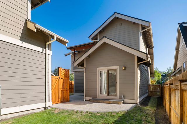 2954 NW Wild Meadow Drive, Bend, OR 97703