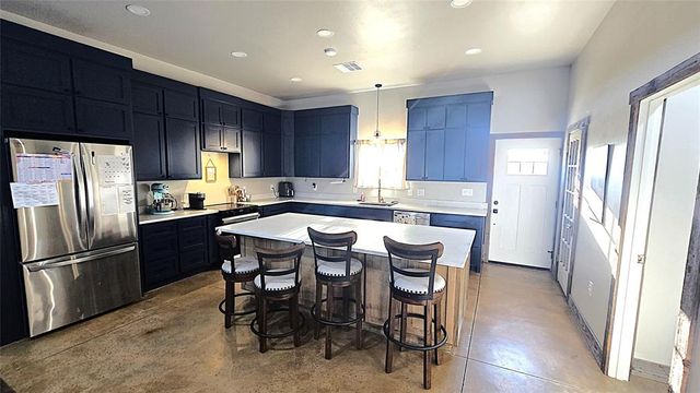 831 County Street 2917, Tuttle, OK 73089