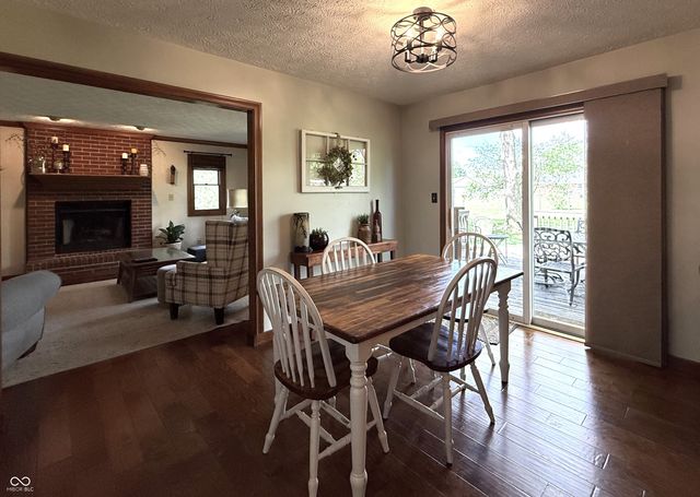 6040 Hunters Ridge Drive, Plainfield, IN 46168