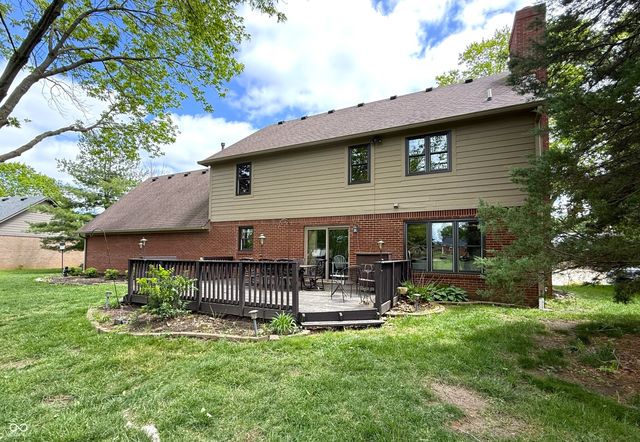 6040 Hunters Ridge Drive, Plainfield, IN 46168