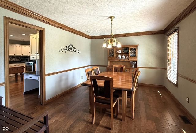 6040 Hunters Ridge Drive, Plainfield, IN 46168