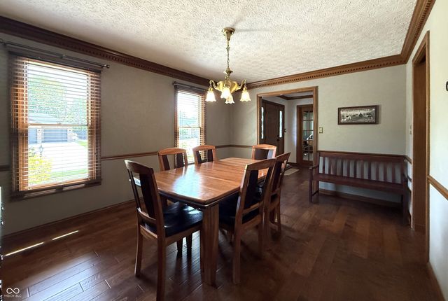 6040 Hunters Ridge Drive, Plainfield, IN 46168