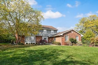 6750 County Line Lane, Burr Ridge, IL 60527