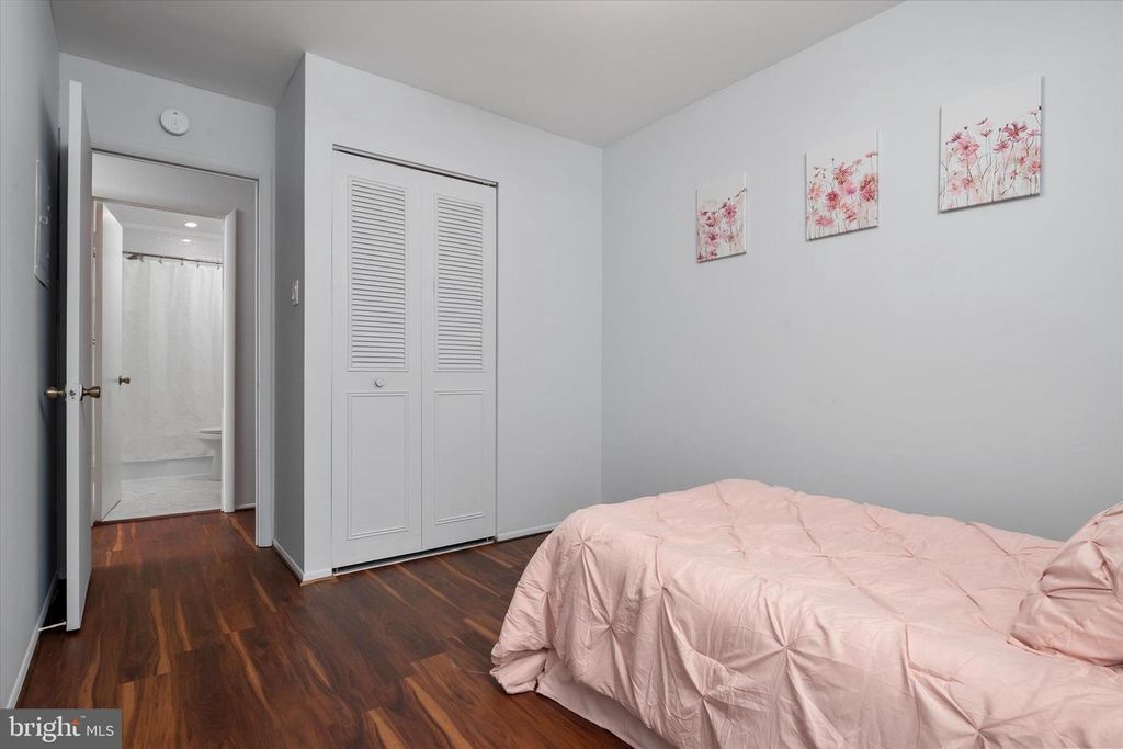 Image 23 of property listing at 1921 EVERGLADE CT, Crofton, MD 21114