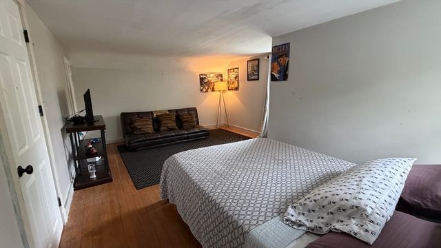 62 W Union St, Ashland, MA 01721