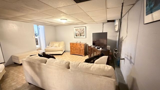 62 W Union St, Ashland, MA 01721