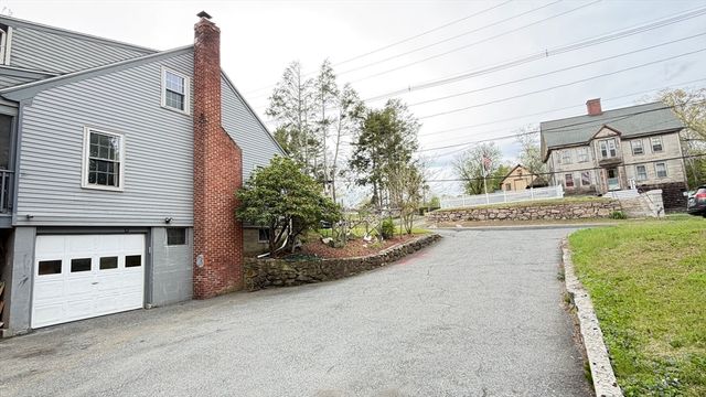 62 W Union St, Ashland, MA 01721