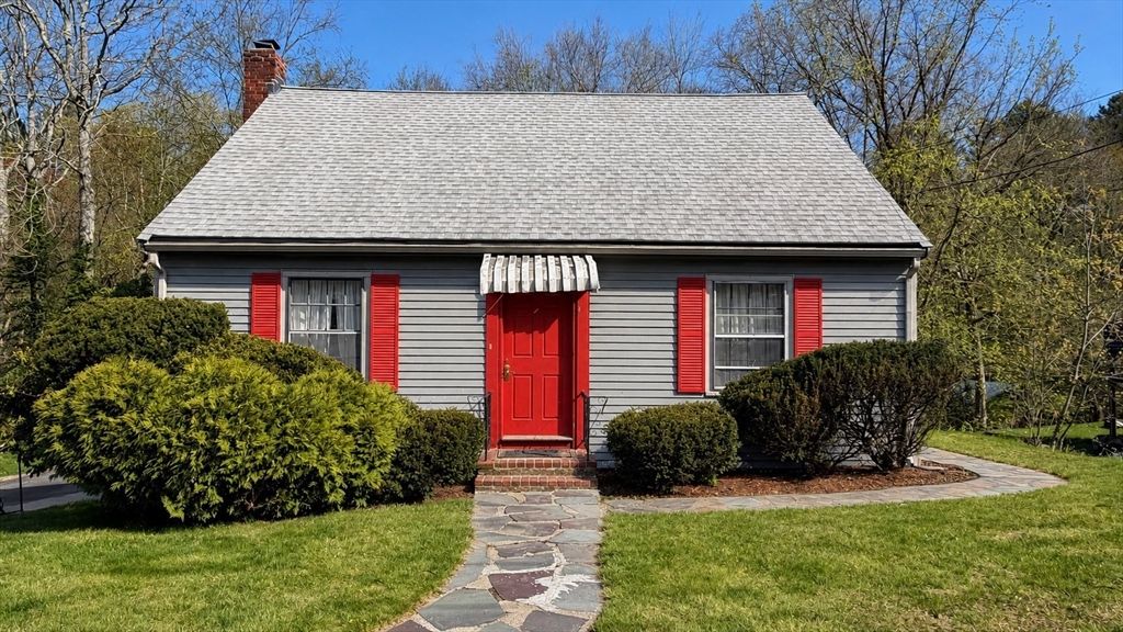 62 W Union St, Ashland, MA 01721
