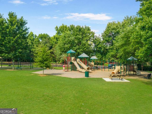 300 Pennbrooke Trace, Duluth, GA 30097