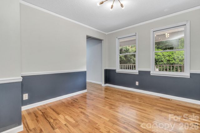 11 Aquarian Way, Leicester, NC 28748