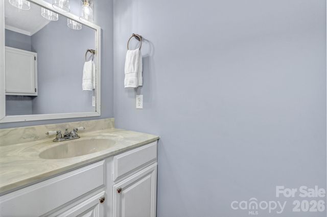 11 Aquarian Way, Leicester, NC 28748