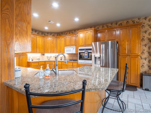 711 Kinkead, Mcalester, OK 74501