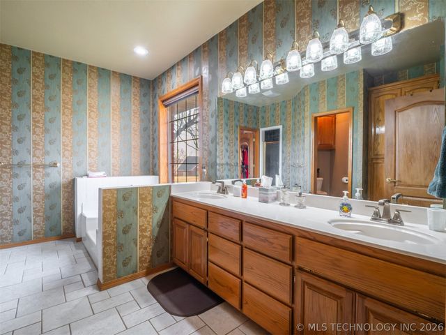 711 Kinkead, Mcalester, OK 74501