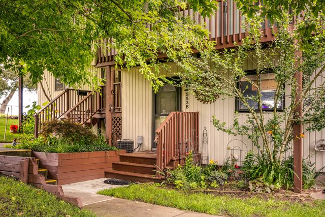 553 Gidley Circle B, Grand Haven, MI 49417