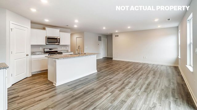 3 Grismill Drive, Ashville, OH 43103