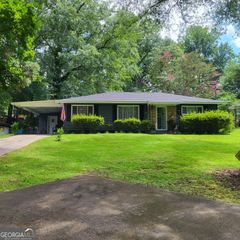 909 N 13th Street, Lanett, AL 36863