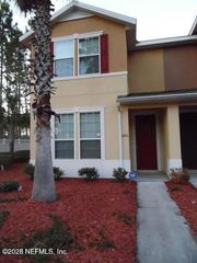 625 OAKLEAF PLANTATION Parkway, 711, Orange Park, FL 32065