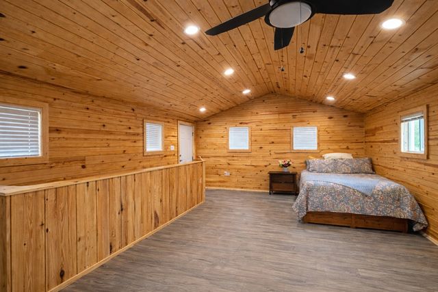 400 Comanche, Quitman, TX 75783