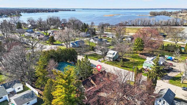 503 RIVERVIEW DRIVE, Winneconne, WI 54986