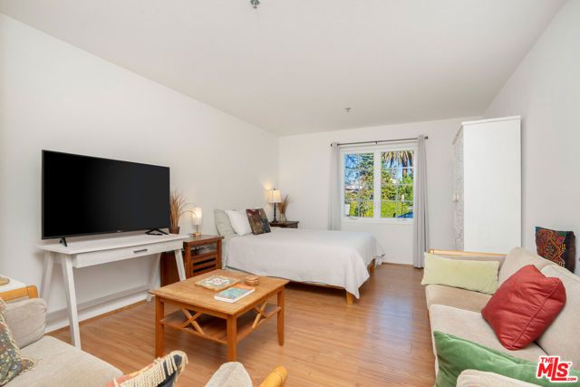 1040 4th Street 106, Santa Monica, CA 90403