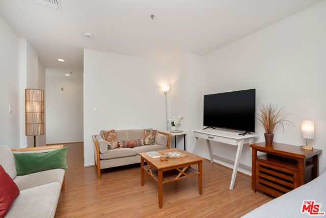 1040 4th Street 106, Santa Monica, CA 90403