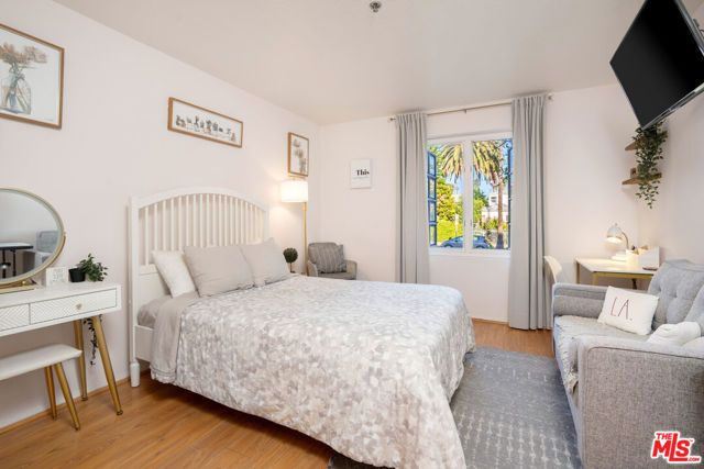 1040 4th Street 106, Santa Monica, CA 90403